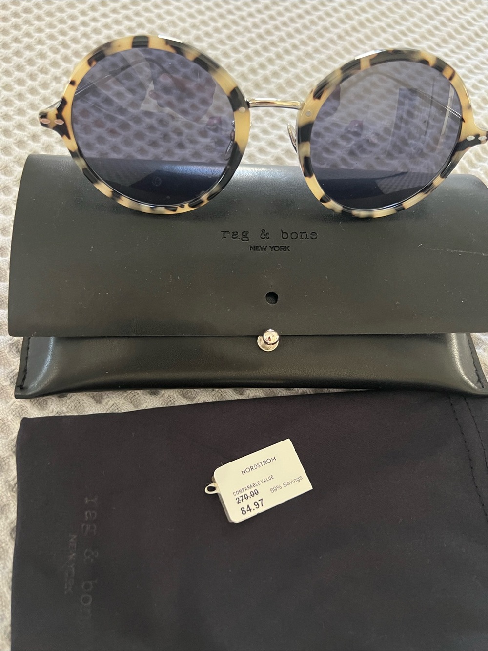 Isabel Marant Round Tortoiseshell Sunglasses in WHITE